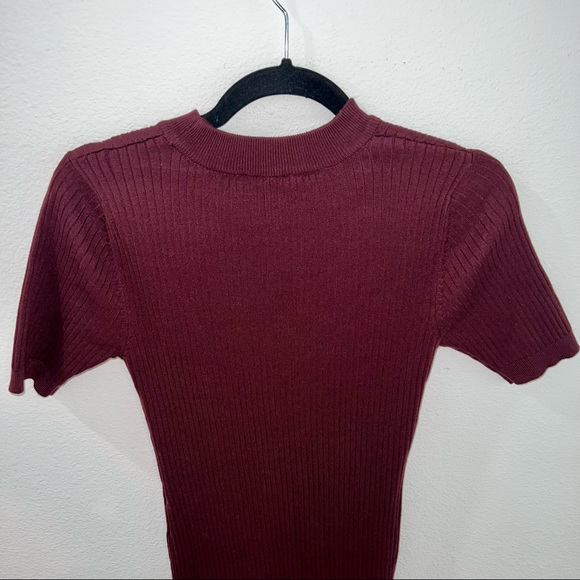 NWOT Lulu’s Mock Neck Sweater Dress - Picture 4 of 5